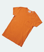 1950년대 클래식 디자인을 반영한 캡 소매가 달린 포켓 티셔츠 10만9천원 리바이스 제품.