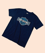 할리 데이비슨 로고를 패러디한 인디고색 티셔츠 27만2천원 캐피탈 by 오쿠스 제품.