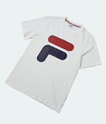 브랜드의 상징적인 로고만을 간결하게 스크린 프린트한 티셔츠 2만9천원 휠라 제품.