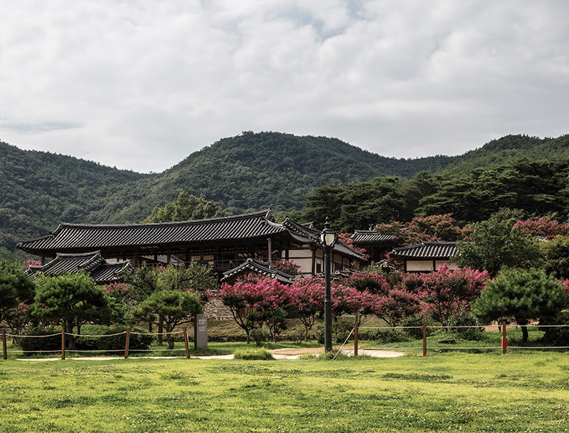한국 서원 건축의 백미를 찾다: 안동 병산서원