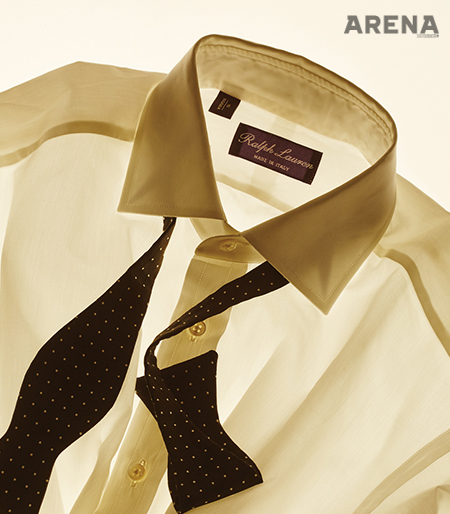 흰색 드레스 셔츠·촘촘한 물방울무늬의 실크 보타이 모두 가격미정 랄프 로렌 퍼플 라벨 제품. 