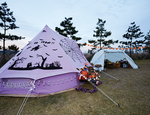 할로윈 장식을 한 독특한 텐트를 구경하는 재미도 쏠쏠했다.