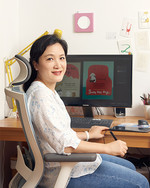 어린이 방송과 아동 교재 작업을 주로 해온 김혜경 작가는 특유의 포근하고 맑은 분위기의 작품을 선보인다. 